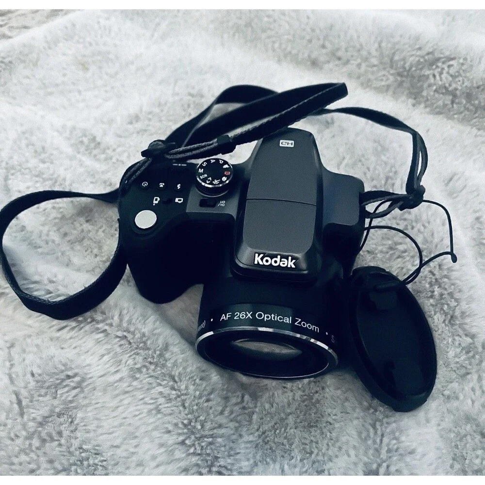 Kodak EasyShare Digital Camera Z981 - 14MP 26x Optical Zoom Black